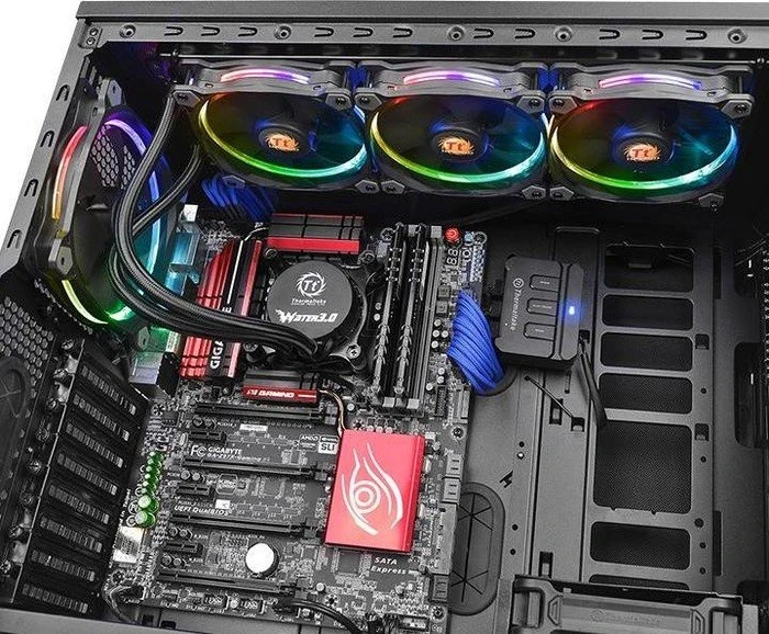 Thermaltake Water 3.0 Riing RGB 360