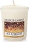 Yankee Candle All is Bright Duftkerze Vorschaubild