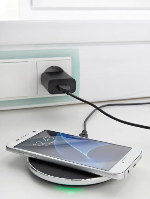 Intenso Wireless Charger BA1 schwarz