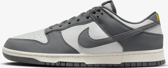 Nike Dunk Low Next Nature iron grey/coconut milk/lightning/photon dust (Herren)