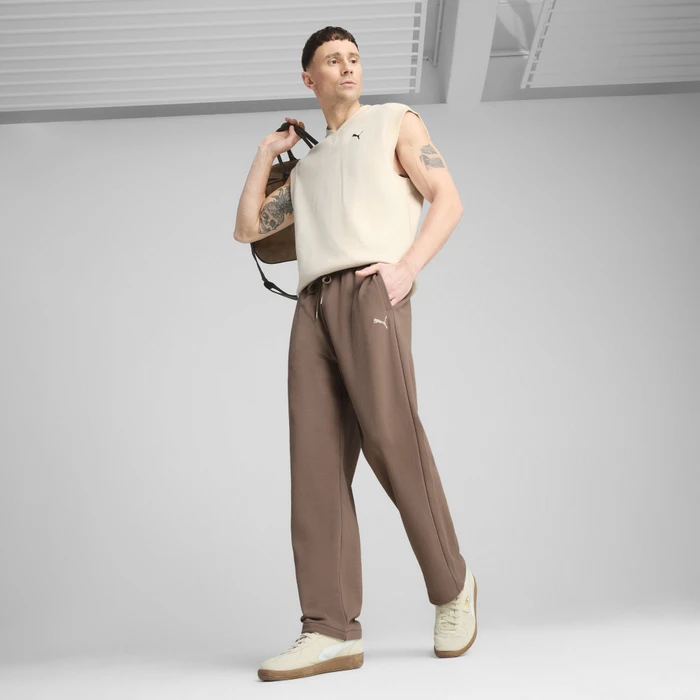 Puma Wardrobe ESS Relaxed Trainingshose lang totally taupe (Herren)