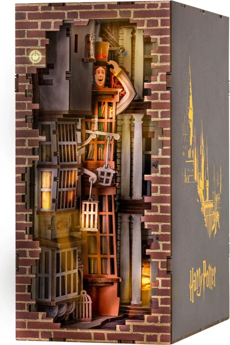 Revell Tiny Adventures - Book Nook Harry Potter Diagon Alley