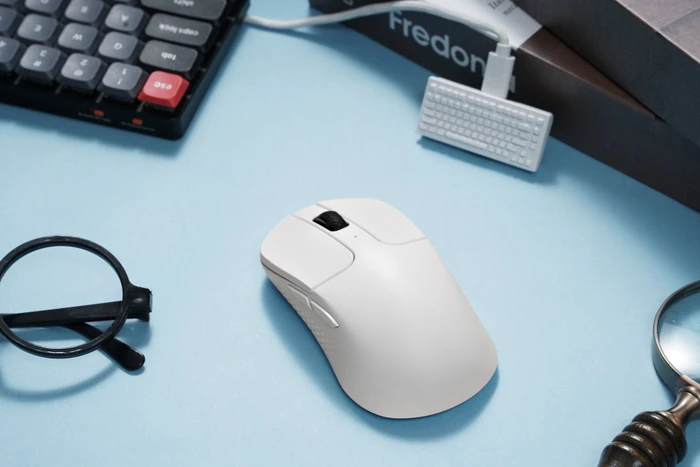 Keychron M3 mini Wireless Mouse weiß, 8K PixArt 3950, USB/Bluetooth