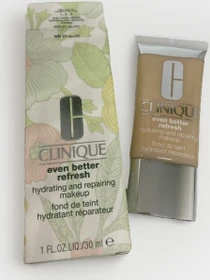 Clinique Even Better Refresh Hydrating and Repairing Makeup Foundation WN 01 Flax, 30ml