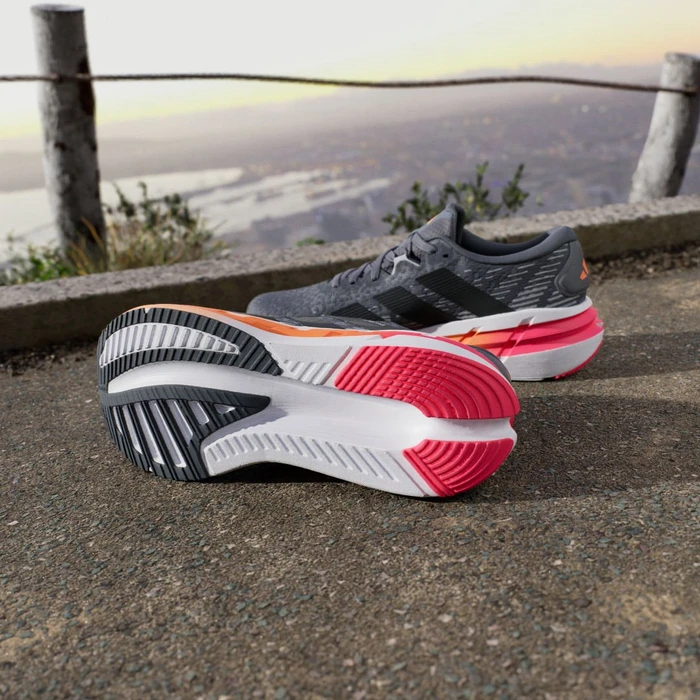 adidas Adistar 4 onix/core black/lucid orange (Herren)