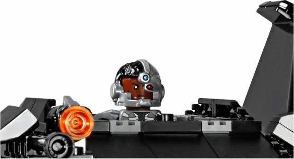 LEGO DC Universe Super Heroes - Flying Fox: Batmobil-Attacke aus der Luft