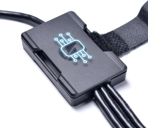 Lian Li USB 2.0 1-zu-3-HUB, intern USB 9-Pin Header, 1x USB 2.0 9-Pin Stecksockel auf 3x USB 2.0 9-Pin Stiftsockel