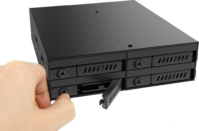 Chieftec CMR-425, 5.25" Wechselrahmen auf 4x 2.5" SATA