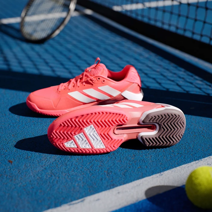 adidas Adizero Ubersonic 5 lucid red/zero metalic/aurora ruby (Herren)