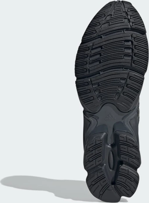 adidas OZWEEGO Pro core black/iron metallic/grey six