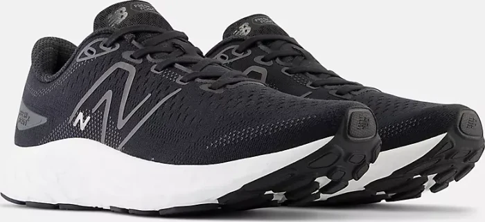 New Balance Fresh Foam X EVOZ ST black/black metallic (Damen)