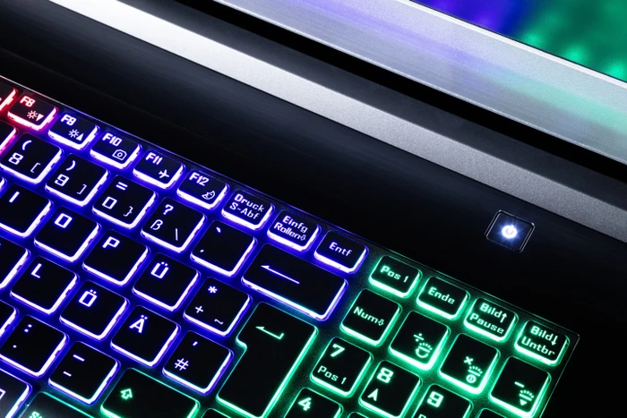 Captiva Advanced Gaming I53-299, Core i7-9750H, 16GB RAM, 120GB SSD, 1TB HDD, GeForce GTX 1660 Ti, DE