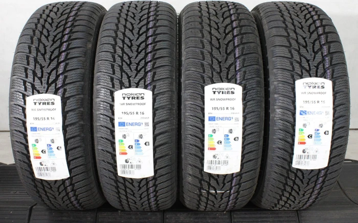 Nokian WR Snowproof 195/55 R16 87H