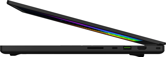 Razer Blade Pro 17 (2019) - FHD/144Hz, Core i7-9750H, 16GB RAM, 512GB SSD, GeForce RTX 2060, DE
