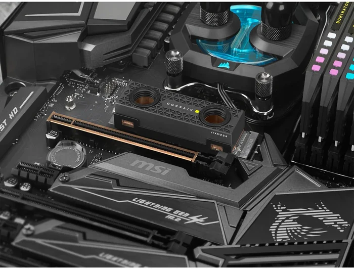 Corsair Force Series MP600 Pro XT Hydro X 4TB, M.2 2280 / M-Key / PCIe 4.0 x4, Kühlkörper