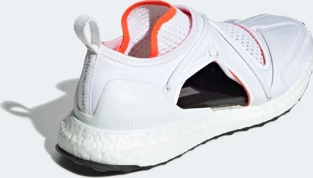 adidas Ultraboost T core white/core black/solar red (Damen)
