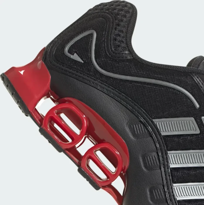 adidas Megaride 01 core black/better scarlet/carbon