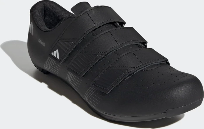 adidas Girano core black/carbon/cloud white