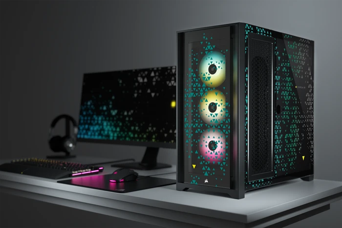 Corsair iCue 5000X RGB Signature Series Triptych, schwarz, Glasfenster