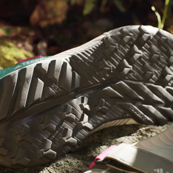 adidas Terrex Hydroterra sesame/core black/real magenta
