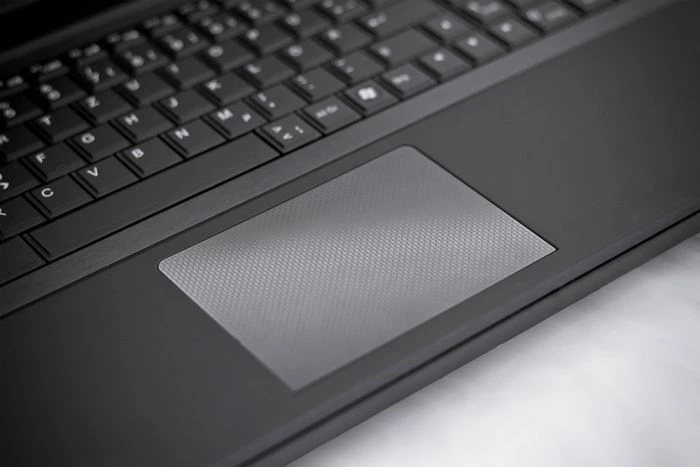Schenker XMG P722-8OV Pro, Core i7-3630QM, 16GB RAM, 250GB SSD, 750GB HDD, GeForce GTX 680M, DE