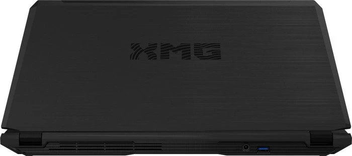 Schenker XMG P706-4im, Core i7-6700HQ, 16GB RAM, 250GB SSD, 1TB HDD, GeForce GTX 970M, DE