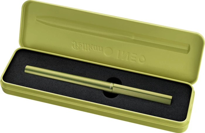 Pelikan Ineo Elements P6 frühlingsgrün, rechte Hand, mittel, Etui