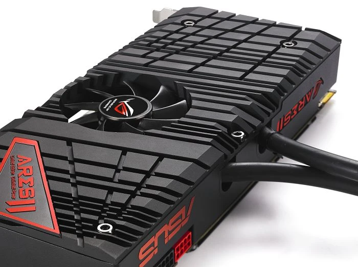 ASUS ROG Ares Radeon HD 7990 [Tahiti XT], ARES2-6GD5, 2x 3GB GDDR5, 2x DVI, 4x DP