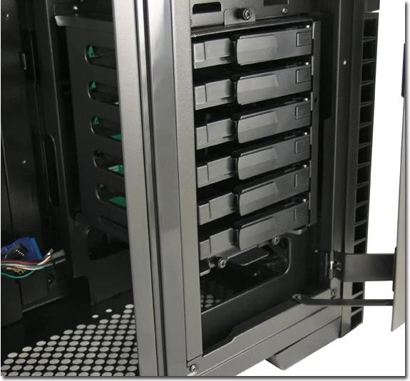 LC-Power Gaming 980B Skytower, Acrylfenster