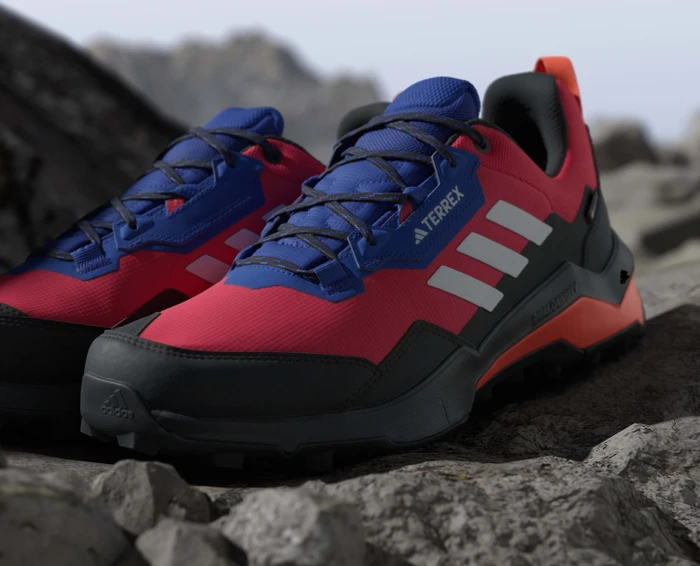adidas Terrex AX4 GTX pure ruby/grey one/semi lucid blue (Herren)