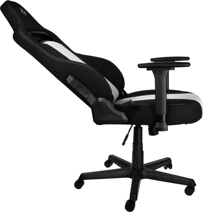 Nitro Concepts E250 Gamingstuhl, schwarz/weiß