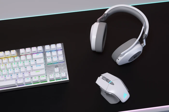 Corsair HS65 Wireless weiß