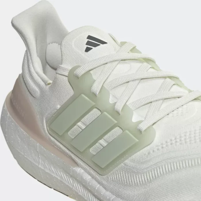 adidas Ultraboost Light non dyed/linen green/wonder taupe