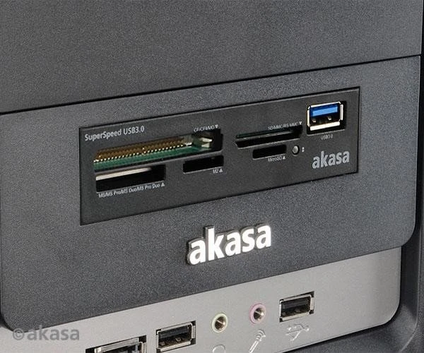 Akasa Internal Multi-Slot-Cardreader, USB 3.0 19-Pin Stecksockel [Stecker]