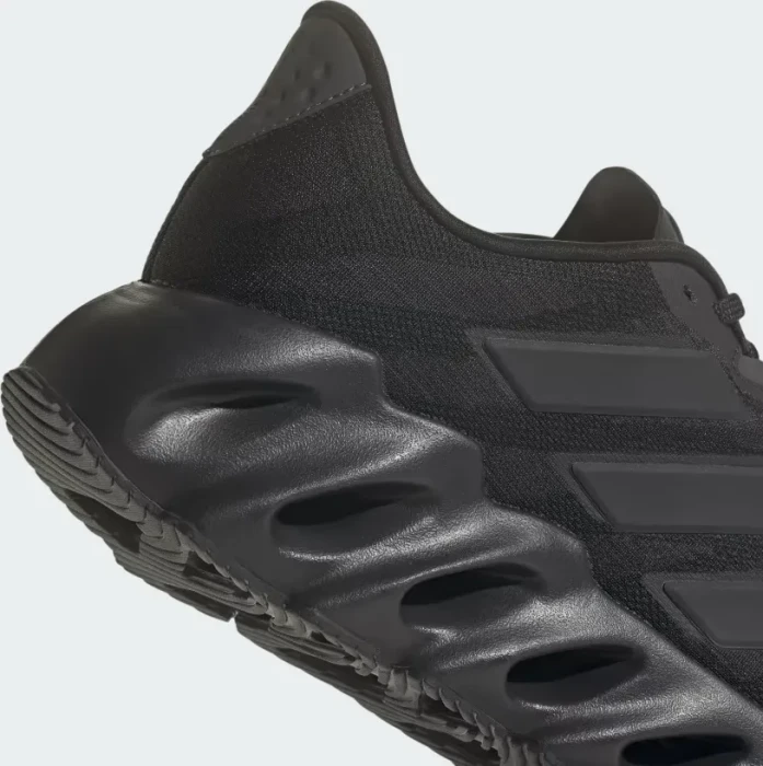 adidas Switch FWD core black/carbon (Herren)
