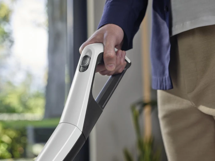Miele Triflex HX2 SOML0 Akku-Handstaubsauger lotosweiß