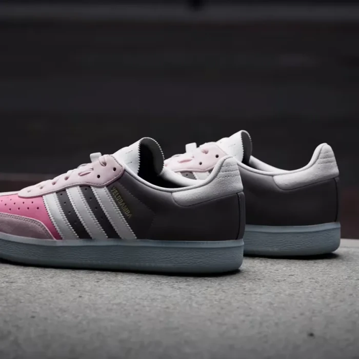 adidas Velosamba Leather charcoal/cloud white/clear pink