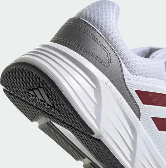 adidas Galaxy 6 cloud white/shadow red/iron metallic (Herren)