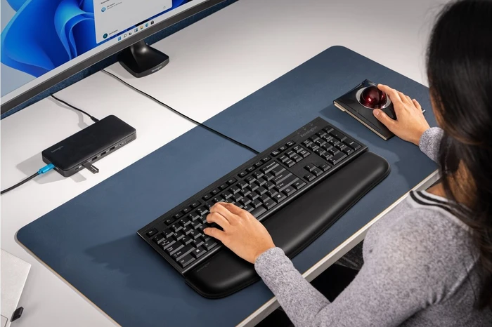 Kensington KB100 EQ, schwarz, USB, DE