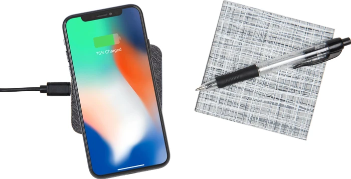 Xtorm Wireless Fast Charging Pad Balance