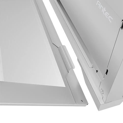 Antec Performance 1 FT White, Glasfenster