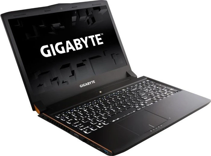 GIGABYTE P55K v5, Core i7-6700HQ, 8GB RAM, 1TB HDD, GeForce GTX 965M, DE