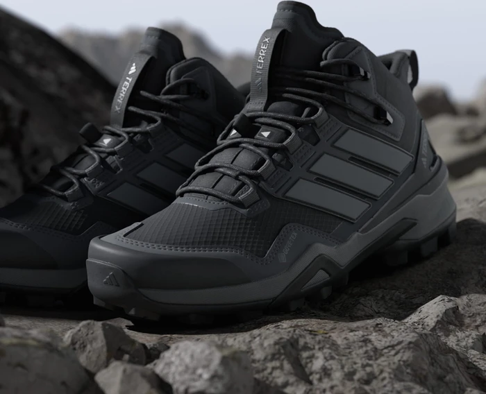 adidas Terrex Skychaser Mid GTX core black/grey two/grey six (Damen)