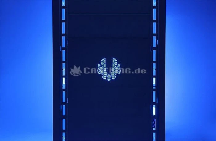 BitFenix Shinobi Core USB 3.0 weiß, Acrylfenster, schallgedämmt