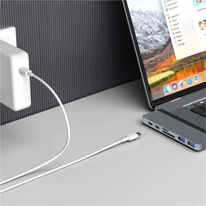 Targus HyperDrive DUO 7-in-2, 2x Thunderbolt 3 [Stecker], grau
