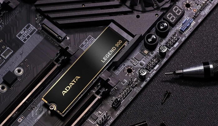 ADATA LEGEND 900 2TB, M.2 2280 / M-Key / PCIe 4.0 x4, Kühlkörper