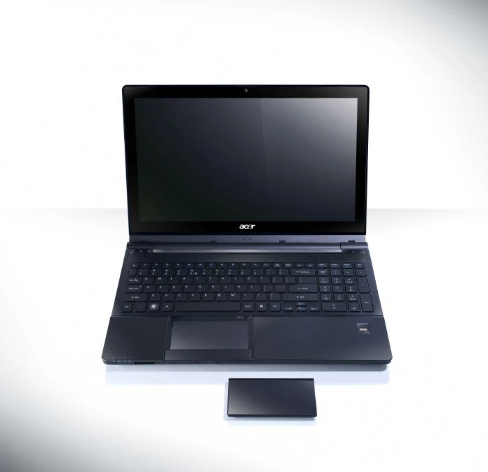Acer Aspire Ethos 5951G-2434G75Mnkk, Core i5-2430M, 4GB RAM, 750GB HDD, GeForce GT 555M, DE