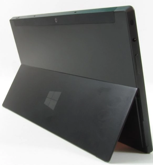 Microsoft Surface RT, schwarz, Tegra 3 T30L, 2GB RAM, 32GB, Touch Cover schwarz