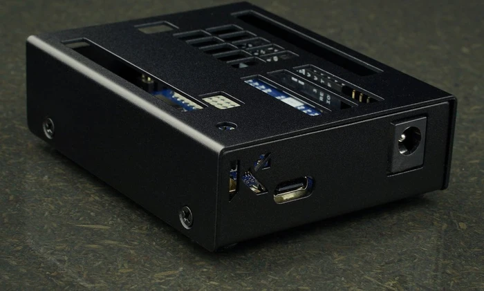 KKSB UNO R4 Aluminium Case, schwarz