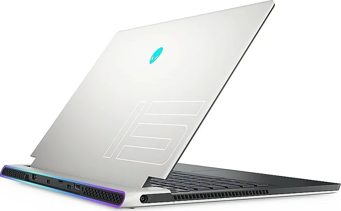 Dell Alienware x15 R1, Lunar Light, Core i7-11800H, 32GB RAM, 1TB SSD, GeForce RTX 3080, DE